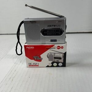 NDI Gray AM/FM Mini Radio